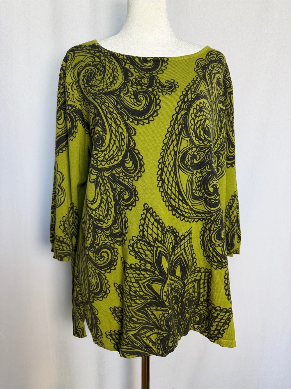 Bob Mackey Chartreuse Black Paisley Boatneck Tunic Sweater Size 1X Art to Wear